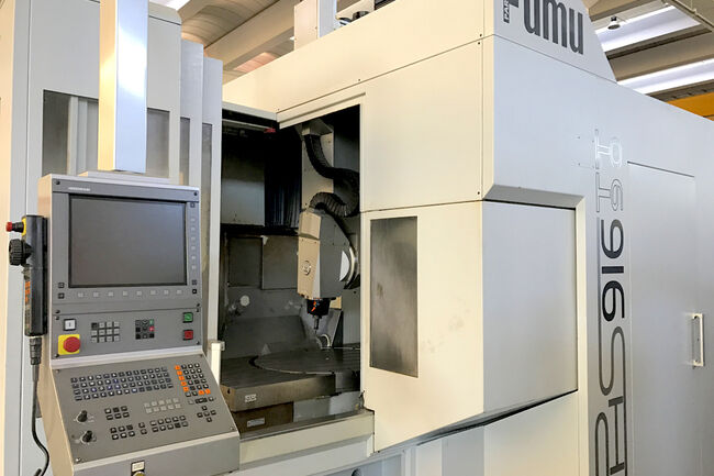 Rivendita Centro di lavoro a 5 assi o più PARPAS FAMU PHS916 TT90 usato